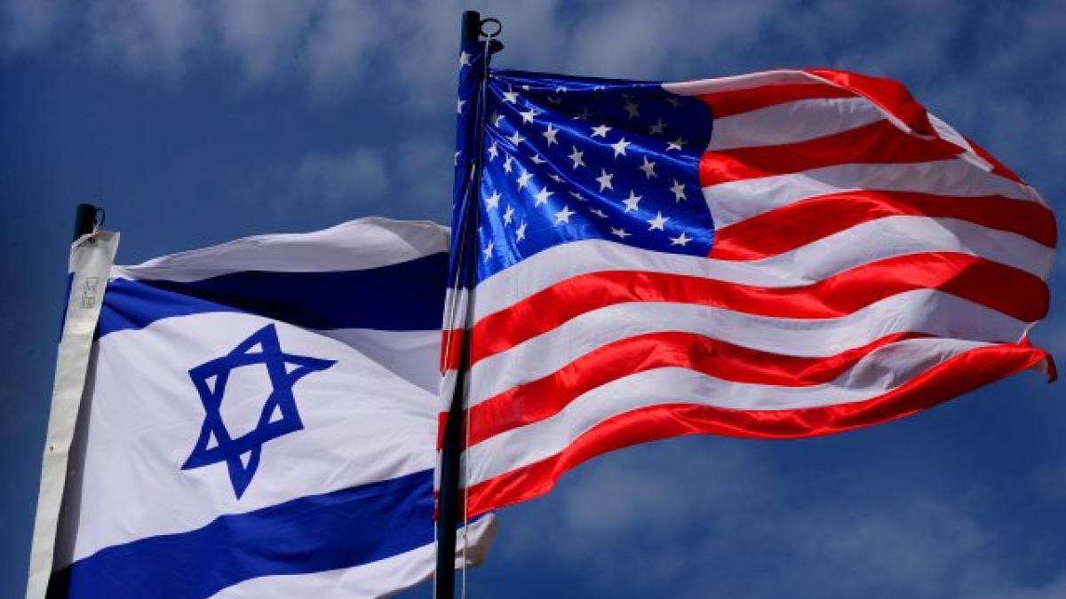 Israel and US Flags
